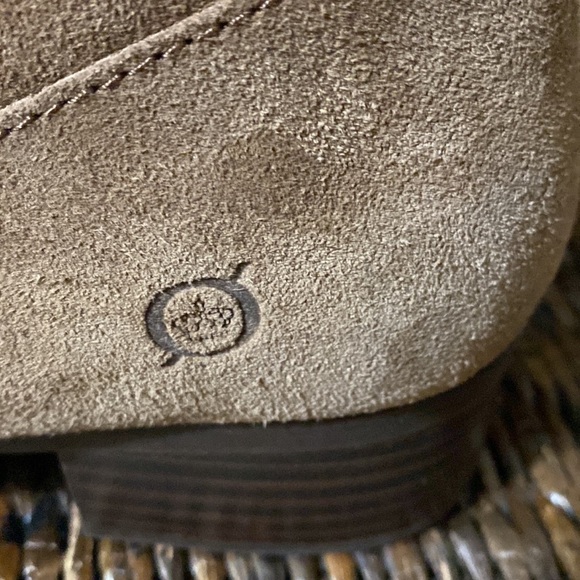 Born Tall Boots - Picture 5 of 9